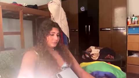 Snapshot of kaumartinez chatting on December 21, 2025, 6:26 pm kaumartinez online show from December 21, 2025, 6:26 pm