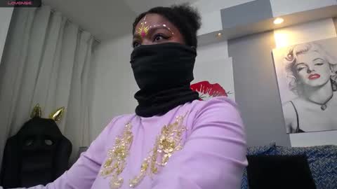 Snapshot of kavya_suri_ chatting on February 2, 2026, 7:12 pm Kavya online show from February 2, 2026, 7:12 pm