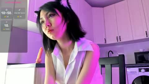 Snapshot of kawai_mai chatting on June 13, 2026, 2:59 pm mai online show from June 13, 2026, 2:59 pm