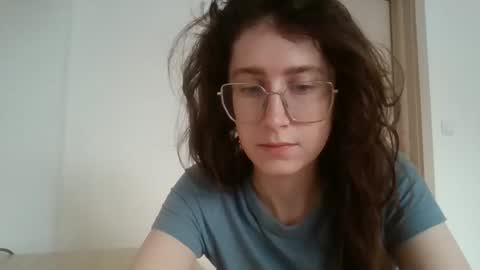 Snapshot of kawaii_snowflake chatting on December 1, 2025, 12:54 pm kawaii snowflake online show from December 1, 2025, 12:54 pm