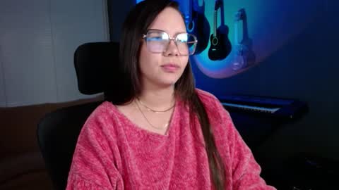 Kay online show from November 4, 2025, 4:33 am