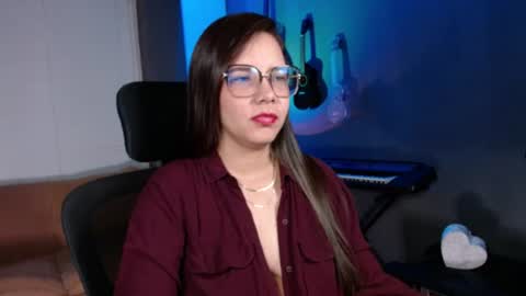 Kay online show from June 12, 2026, 8:30 pm
