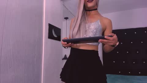 Cattleya stone online show from January 7, 2025, 6:38 am