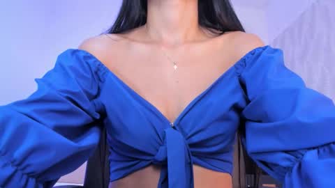 Kayla  online show from January 13, 2026, 11:37 am