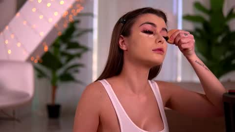 kaylabray online show from March 11, 2026, 5:02 am