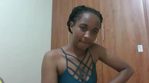 kaylar online show from April 4, 2026, 4:11 am