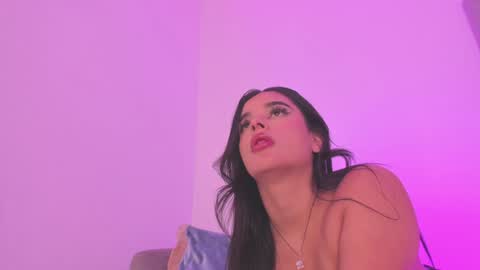 Kayla online show from December 14, 2024, 11:01 pm