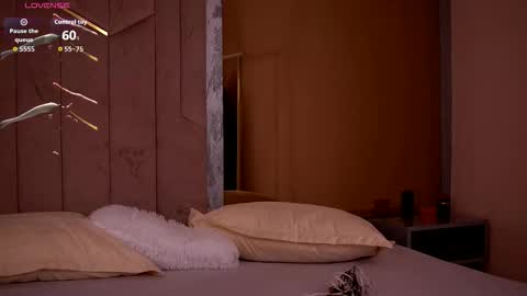 Kayleeflynn online show from November 13, 2025, 8:52 pm