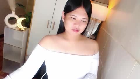 Y O U R        F U T U R E       K A Y L E E  online show from January 14, 2026, 6:35 pm