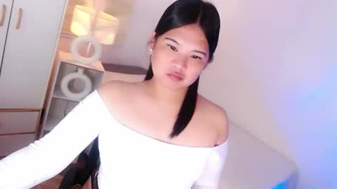 Y O U R        F U T U R E       K A Y L E E  online show from April 18, 2026, 5:17 pm