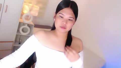 Y O U R        F U T U R E       K A Y L E E  online show from April 20, 2026, 2:03 am