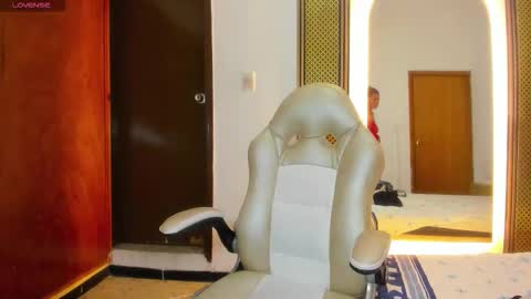 Kayle online show from February 28, 2026, 3:07 am