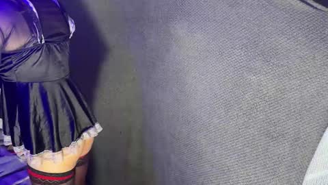 katie online show from December 1, 2025, 11:21 pm