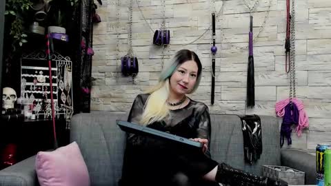 Miss Kazia online show from March 19, 2026, 2:15 am