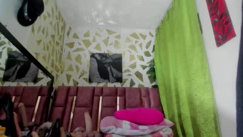 KAZSANDRAH online show from November 24, 2025, 1:38 am