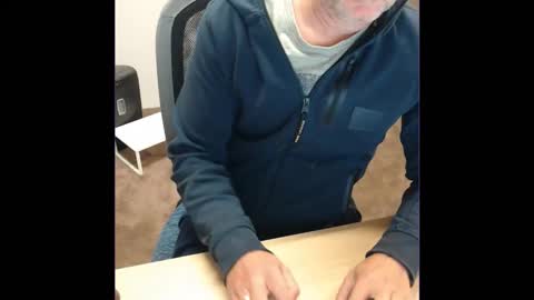 kcirt17225058 online show from October 1, 2025, 8:59 pm