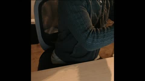 kcirt17225058 online show from April 7, 2026, 10:31 pm