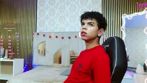  keahi  online show from April 6, 2026, 7:04 pm