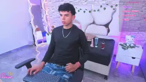  keahi  online show from April 21, 2026, 7:06 pm