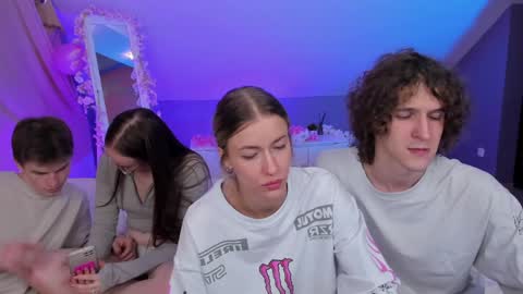 Seb Polly Roxy Jonny online show from February 1, 2025, 5:26 pm