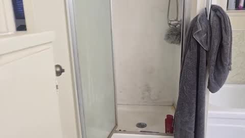 Dexter online show from January 12, 2025, 2:09 pm