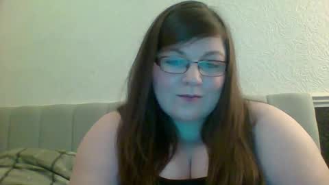 keepmeasecret_69 online show from February 28, 2025, 8:28 pm