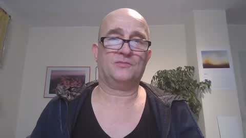 keilie1 online show from December 28, 2024, 6:08 pm