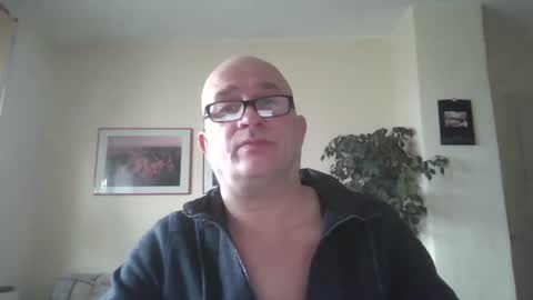 keilie1 online show from February 9, 2025, 1:46 pm