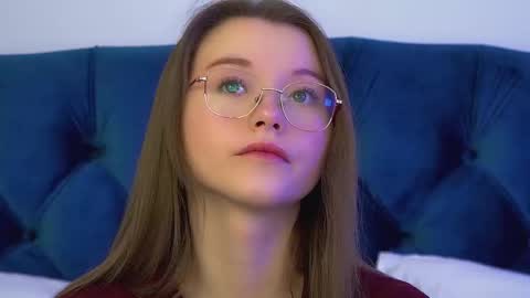 Keira online show from February 24, 2026, 6:28 pm