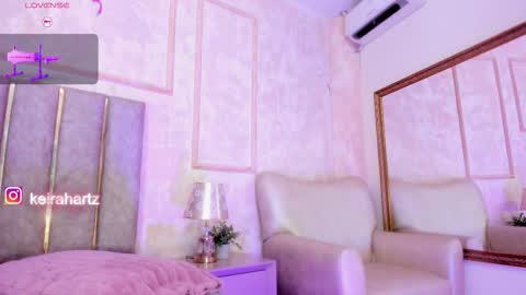 keirahartz online show from January 7, 2026, 3:53 am