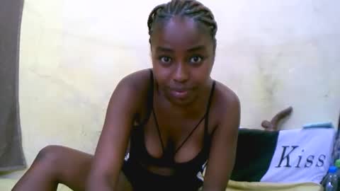 keisha759446 online show from November 19, 2025, 7:30 am