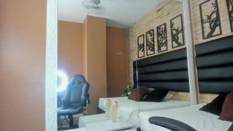 Snapshot of keisy_sanchez chatting on November 21, 2025, 11:09 am keisy_sanchez online show from November 21, 2025, 11:09 am