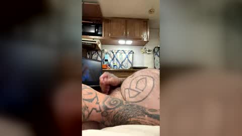 keithruppert06 online show from April 10, 2026, 1:33 am