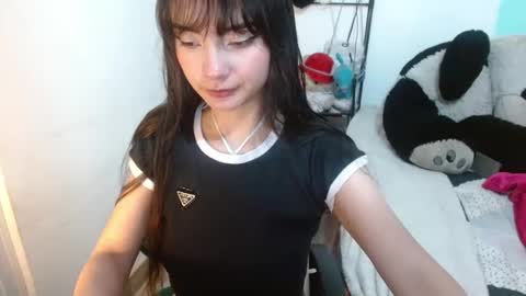 annie rosse16 online show from November 16, 2025, 5:29 pm