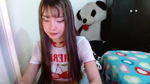 annie rosse16 online show from April 21, 2026, 8:34 pm