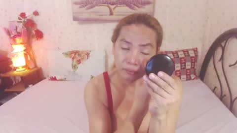 Snapshot of kekemistress chatting on November 17, 2025, 4:51 am Mistress online show from November 17, 2025, 4:51 am