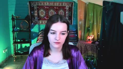 kelliebanshe online show from April 9, 2026, 6:19 am