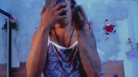 kelly__thomson online show from December 28, 2024, 3:37 am