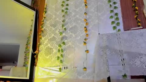 kelly__thomson online show from February 14, 2026, 11:45 pm