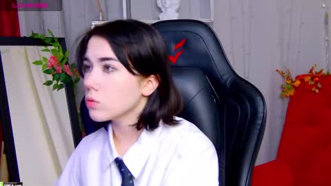 Snapshot of kelly_fooxx chatting on December 1, 2025, 10:42 am Kelly online show from December 1, 2025, 10:42 am