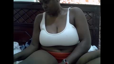 Snapshot of kelly_jones9 chatting on May 17, 2026, 11:06 am kelly_jones9 online show from May 17, 2026, 11:06 am