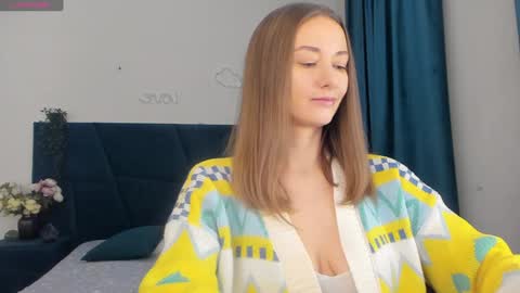 Kelly XO online show from December 9, 2024, 1:02 pm