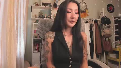 Snapshot of kellyasian chatting on July 26, 2026, 6:21 am Leia online show from July 26, 2026, 6:21 am