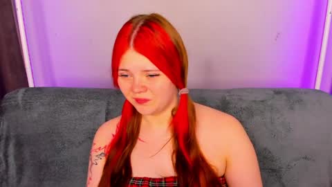 Snapshot of kellyfiery chatting on May 7, 2026, 7:03 am Kellyfiery online show from May 7, 2026, 7:03 am