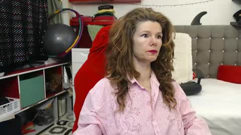 kelly online show from February 1, 2025, 8:08 am