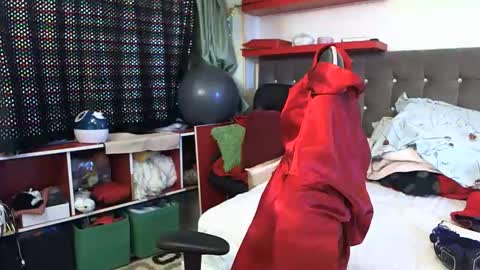 kelly online show from September 23, 2025, 1:47 pm