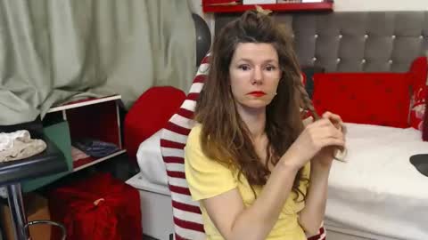 kelly online show from March 25, 2026, 1:55 am