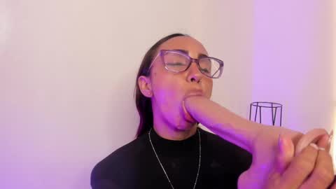 Kelsey online show from March 11, 2025, 10:53 pm