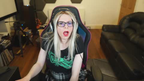 kelseycobalt online show from February 6, 2025, 1:27 am