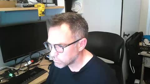 kelvin06133 online show from February 4, 2025, 10:45 pm